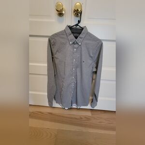 Tommy Hilfiger Gray Casual Button Down Shirt